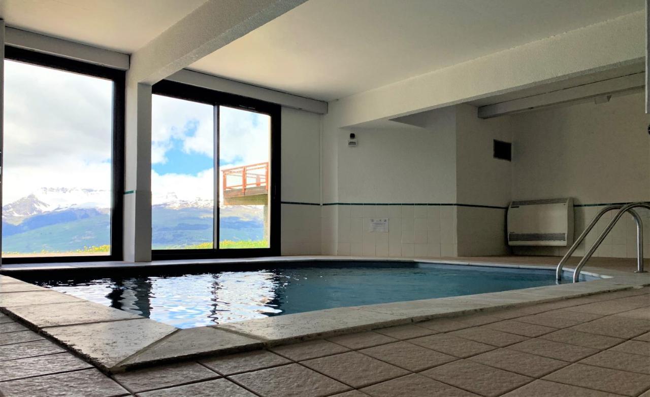 Hotel Emeraude ペイゼ・ナンクロワ エクステリア 写真