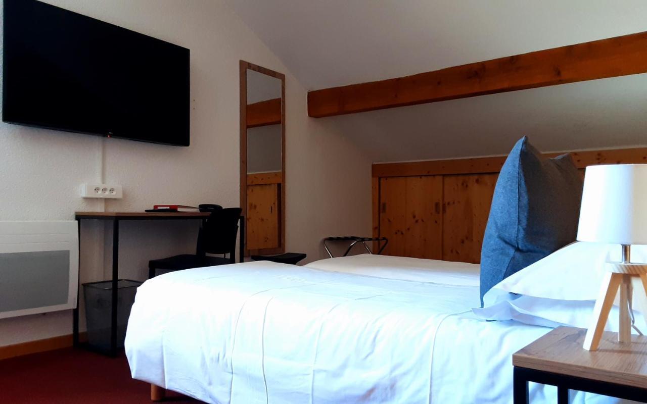 Hotel Emeraude ペイゼ・ナンクロワ エクステリア 写真