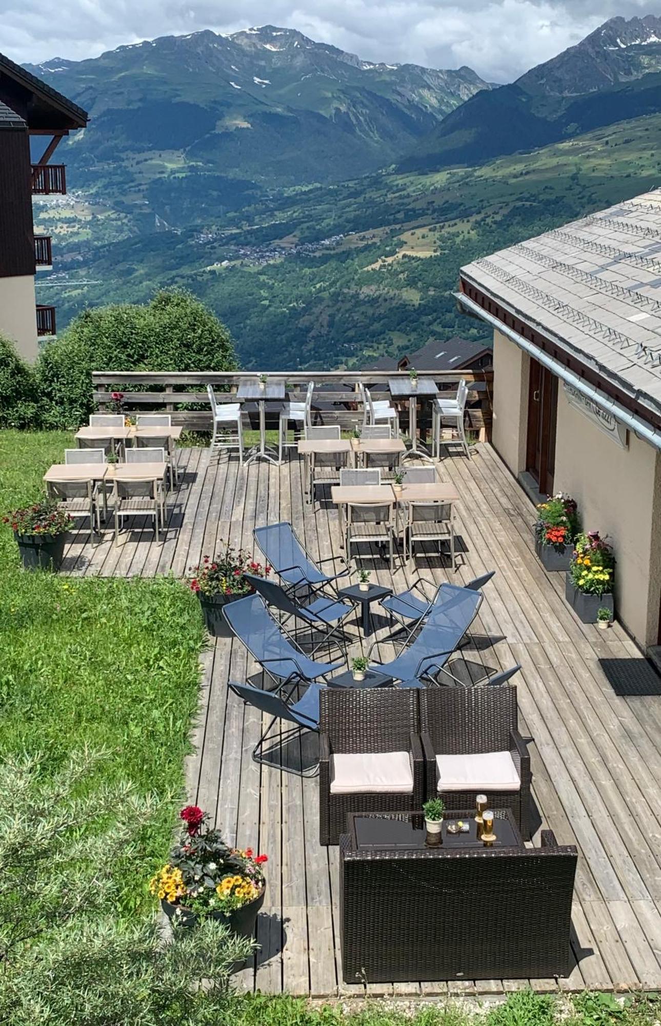 Hotel Emeraude ペイゼ・ナンクロワ エクステリア 写真